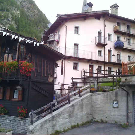Casa Apartment *